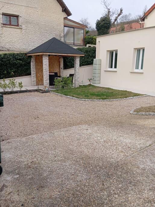 Appartement Cosy Avec Jardin Vaux-Sur-Seine Extérieur photo